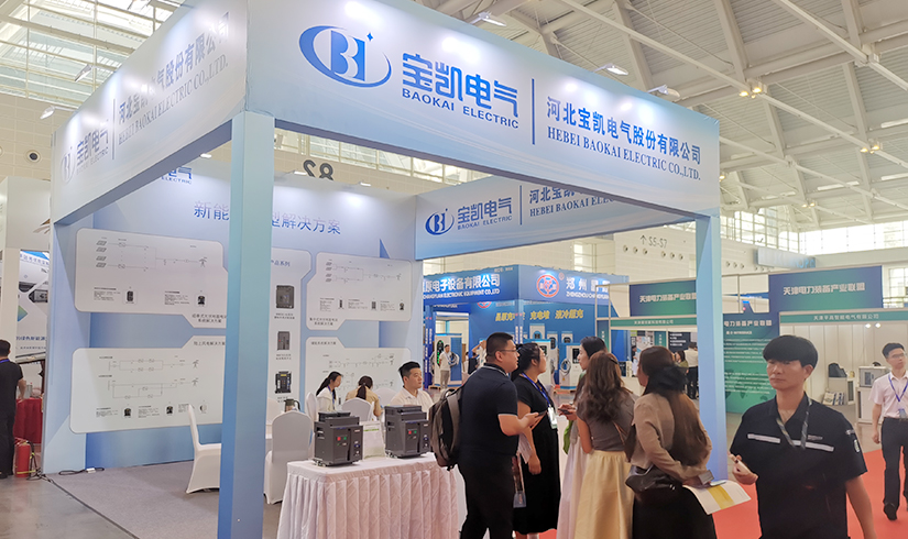 暴击行业天花板！jinnianhui今年会电气硬核技术亮相天津清洁能源展，引央视记者及能源产业巨头现场“挖宝”